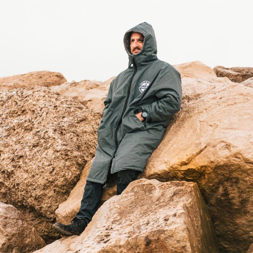 FatStick Weatherproof Fleeced Dry Changing Robe - Black Extra Image 3